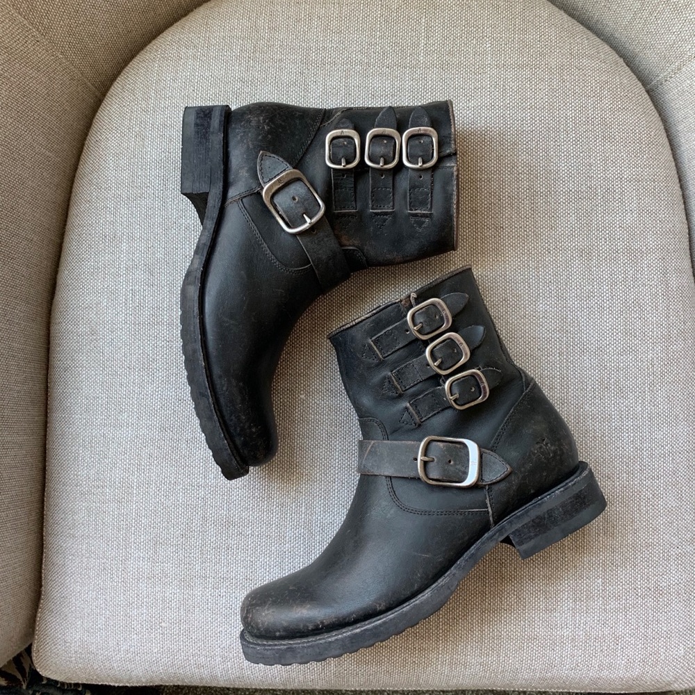 Frye Veronica Belted Short Moto Boot Size 8 NWT